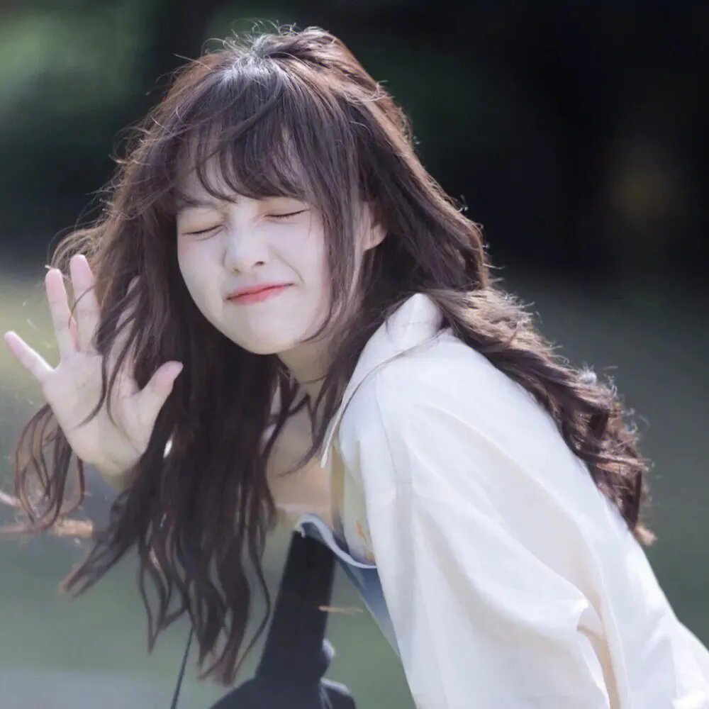 众鬼警戒玄学小祖宗下山寻夫啦